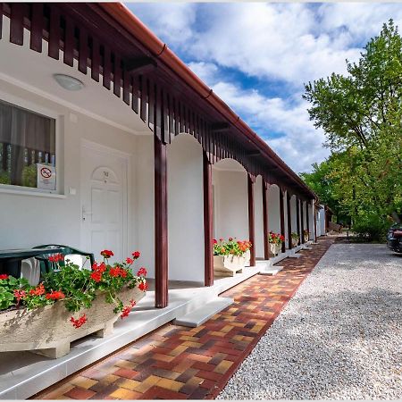 Thermál Motel Kiskunmajsa Kültér fotó