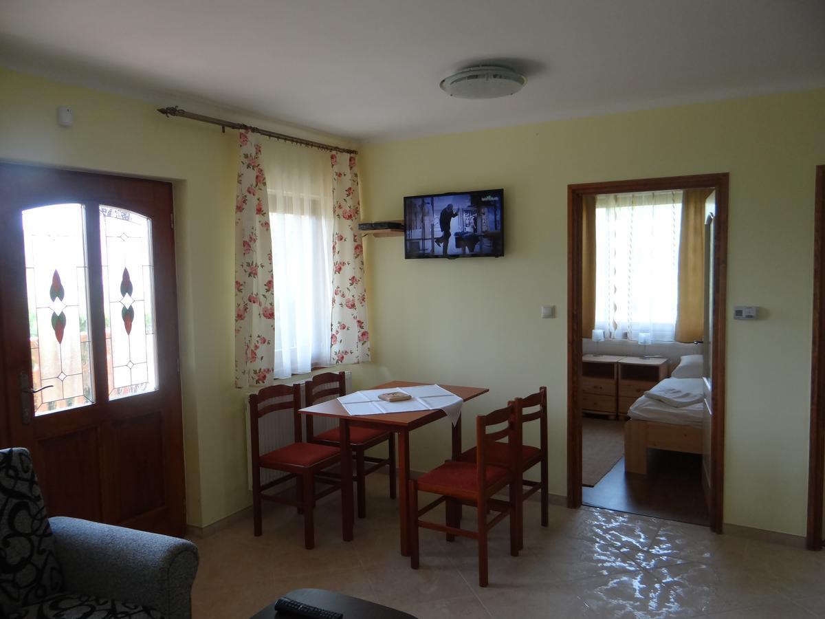 Thermál Motel Kiskunmajsa Kültér fotó